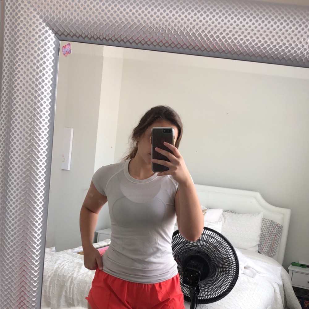 Lululemon Swiftly Tech Short Sleeve Crew Sz. 4